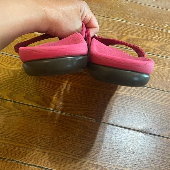 Vionic Women’s Size 10  Tide Pink Orthopedic Comfort Sandal Flip Flop - Picture 7 of 8